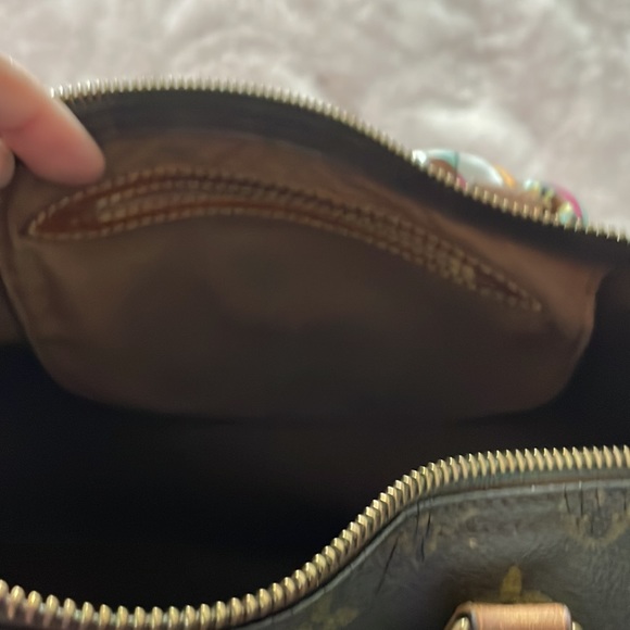 Louis Vuitton handbag - Picture 7 of 7